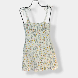 H&M Divided White Floral Mini Dress XS‎